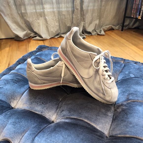 nike classic cortez trainers in sand suede